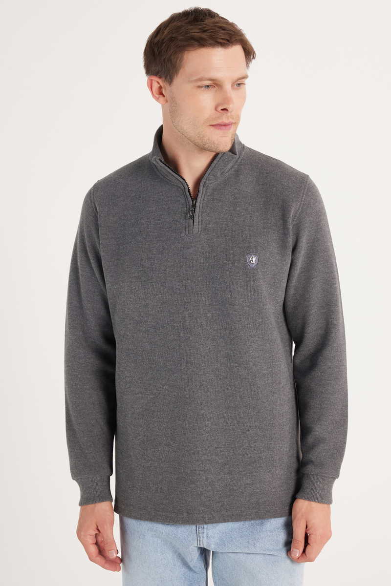 Slim Fit Sweatshirt