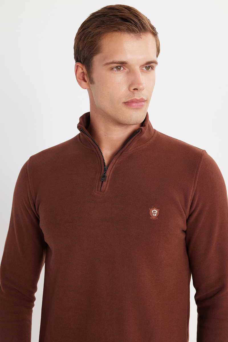 Slim Fit Sweatshirt