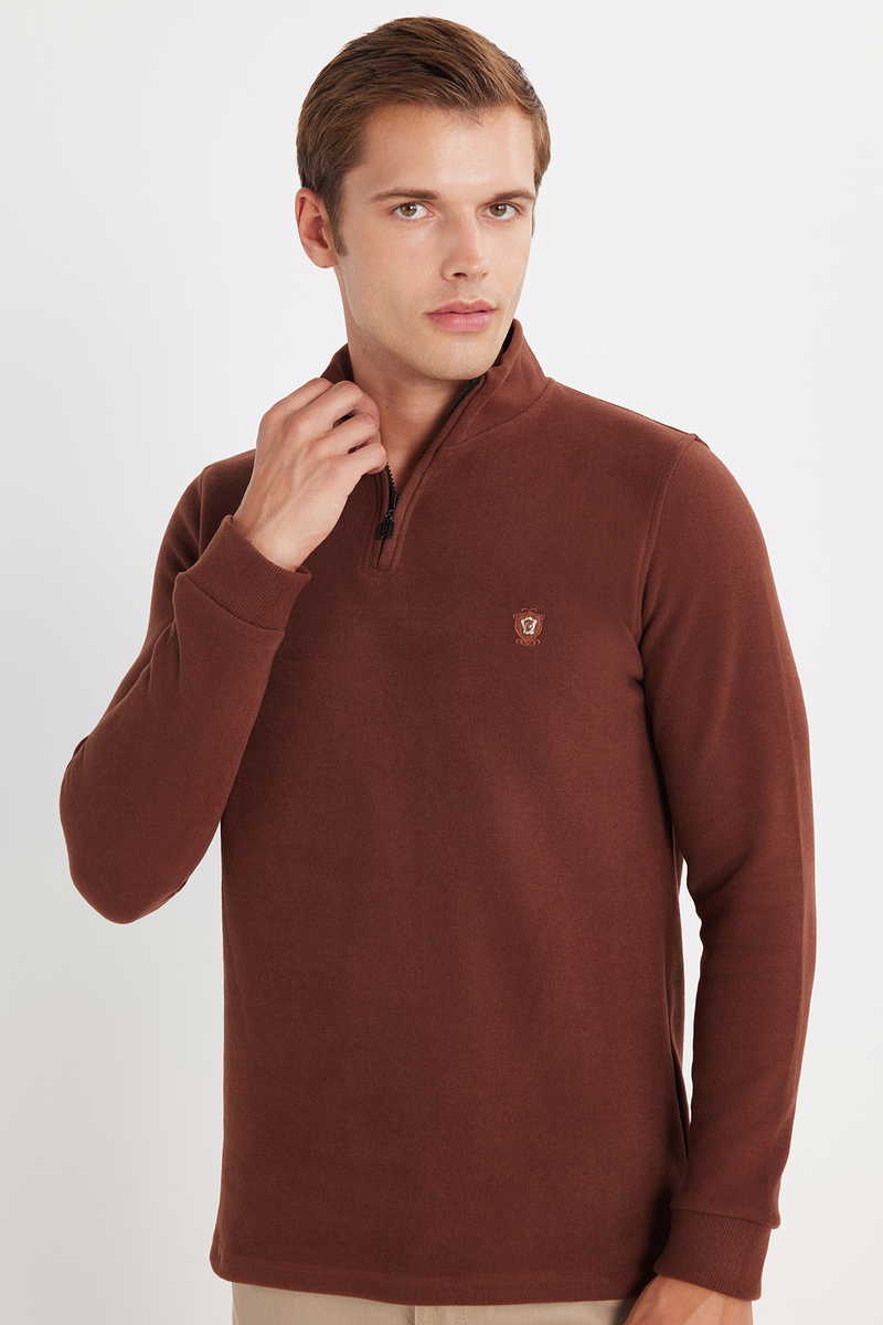 Slim Fit Sweatshirt