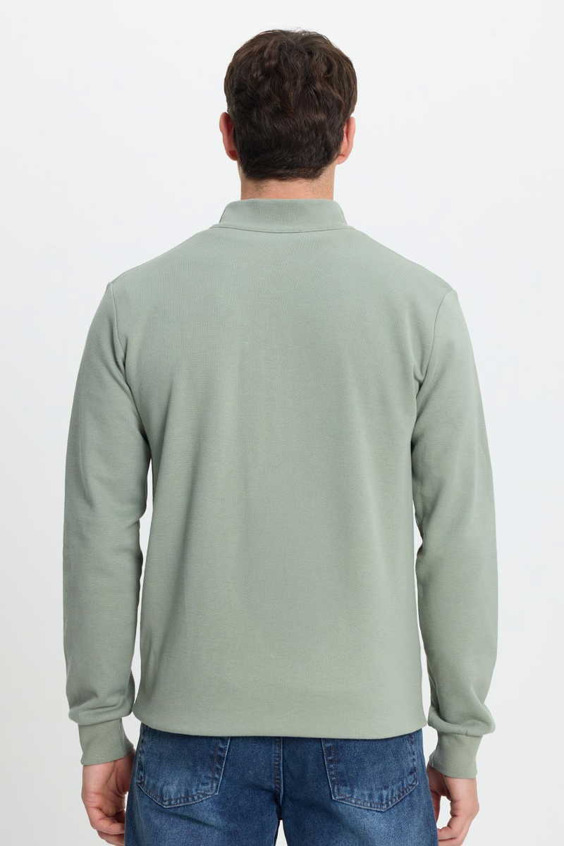 Slim fit Pulóver Slim fit Pulóver
