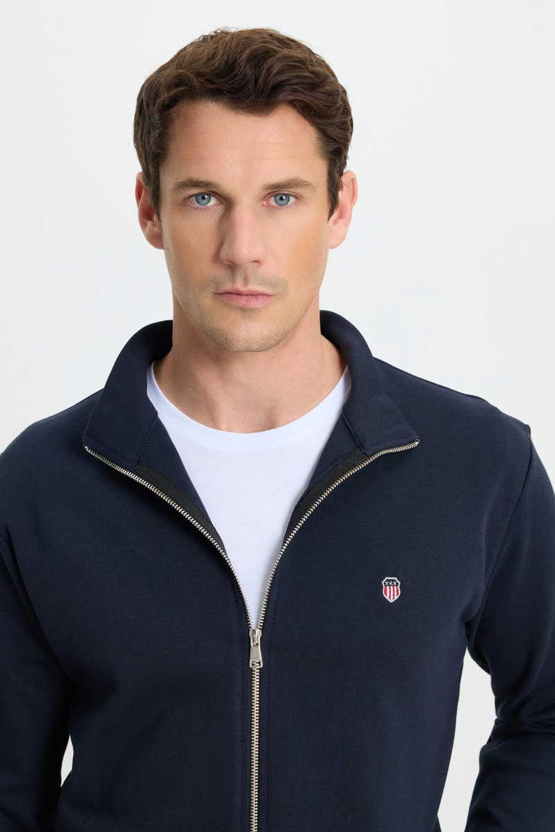 Slim fit Pulóver Slim fit Pulóver