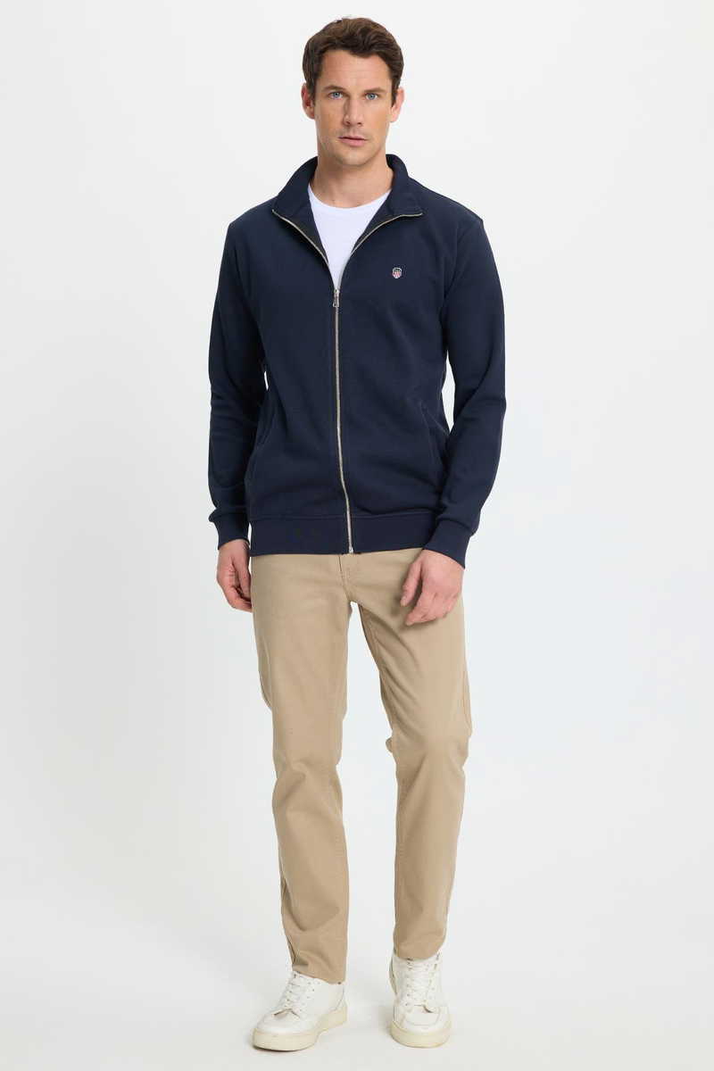 Slim Fit - Вталени Суитчър Slim Fit - Вталени Суитчър