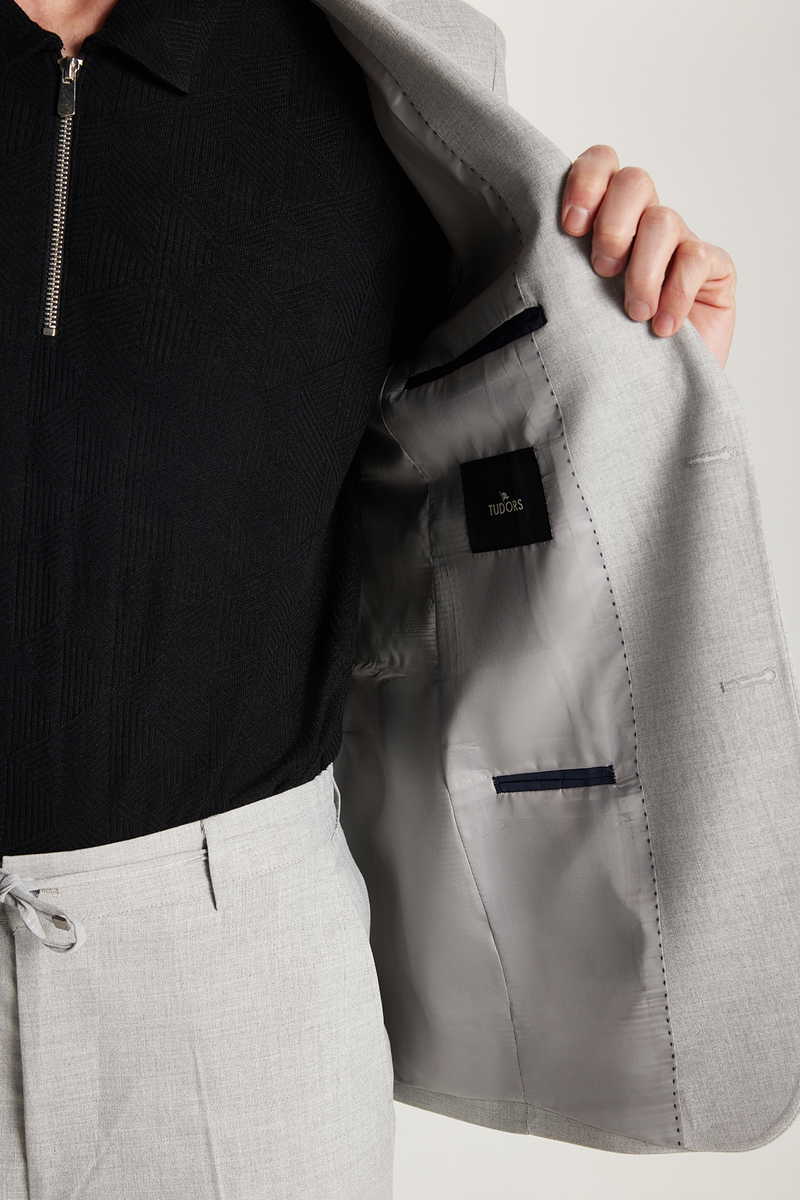 Klassik Kəsim  Kostyum