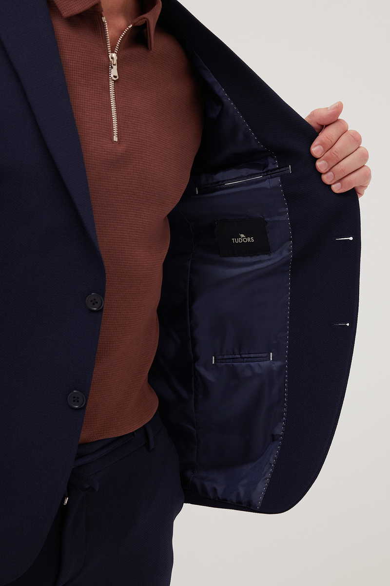 Klassik Kəsim  Kostyum