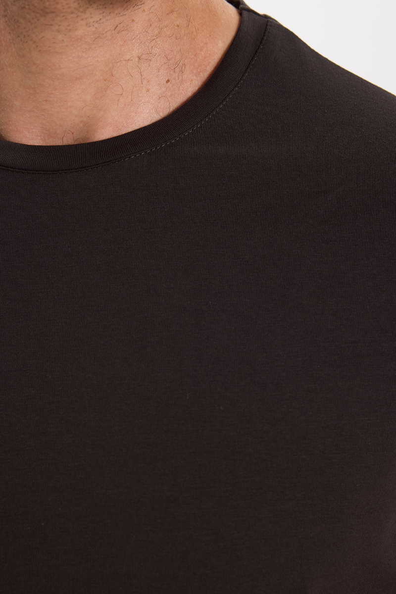 Slim Fit T-Shirt Slim Fit T-Shirt