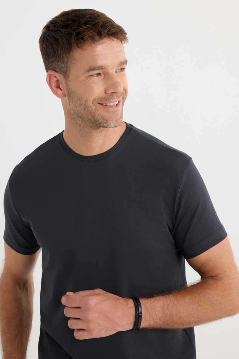 Slim Fit T-Shirt Slim Fit T-Shirt