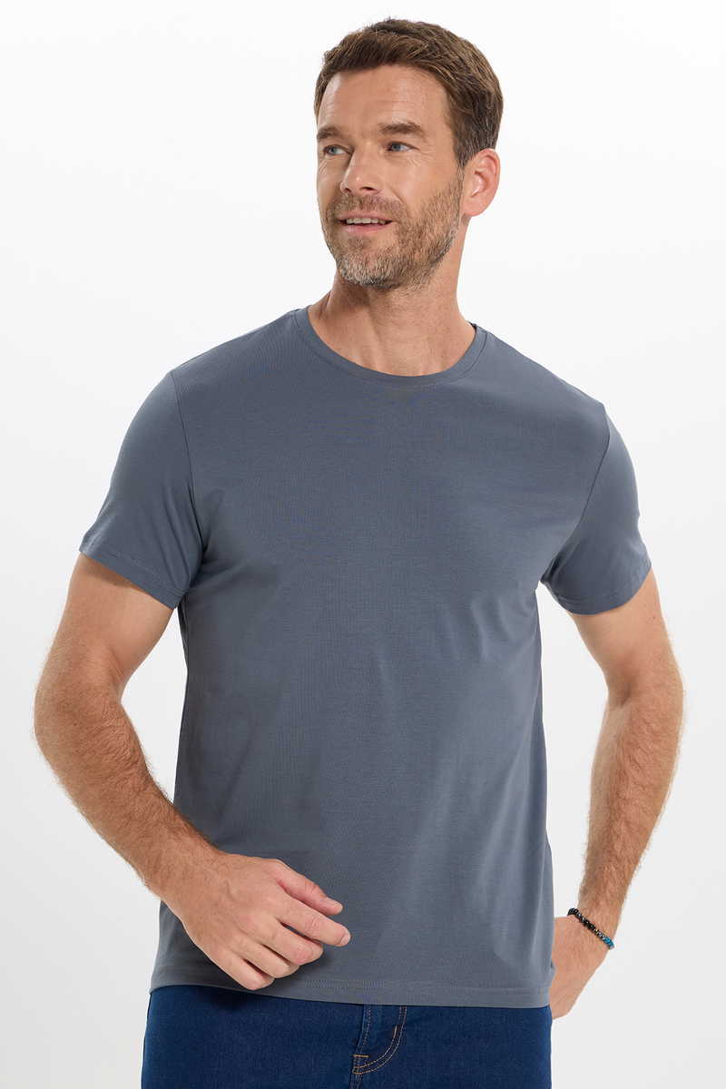 Slim Fit T-Shirt Slim Fit T-Shirt
