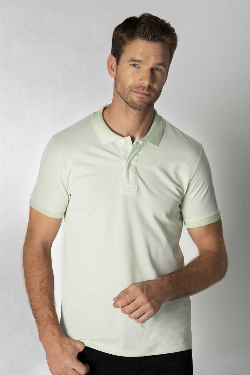 Slim Fit T-Shirt Slim Fit T-Shirt