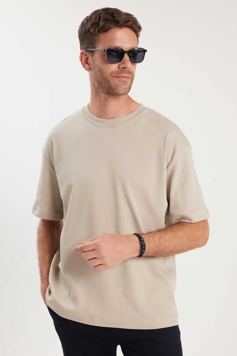 Oversize - Relaxed Fit T-Shirt Oversize - Relaxed Fit T-Shirt