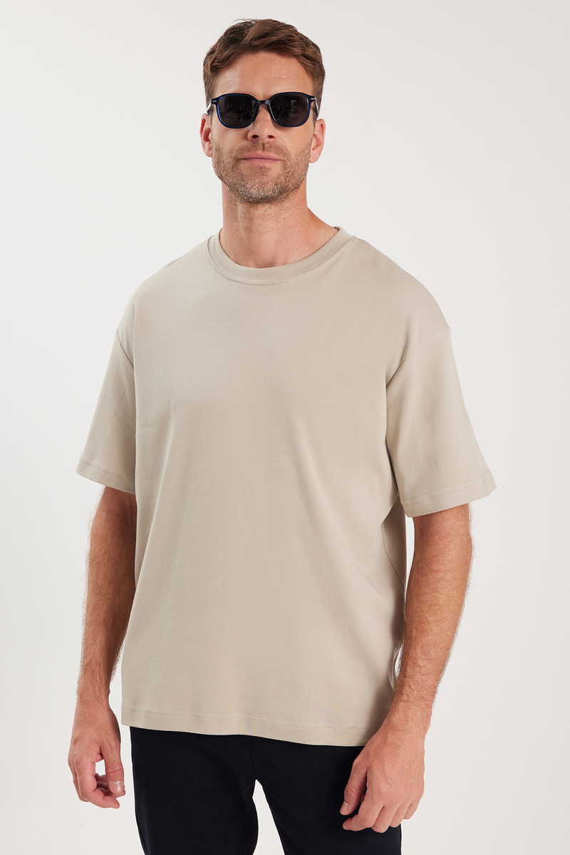 Oversize - Relaxed Fit T-Shirt Oversize - Relaxed Fit T-Shirt