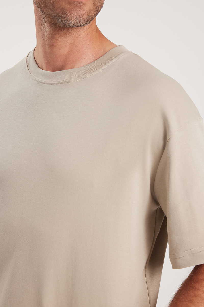 Oversize - Relaxed Fit T-Shirt Oversize - Relaxed Fit T-Shirt