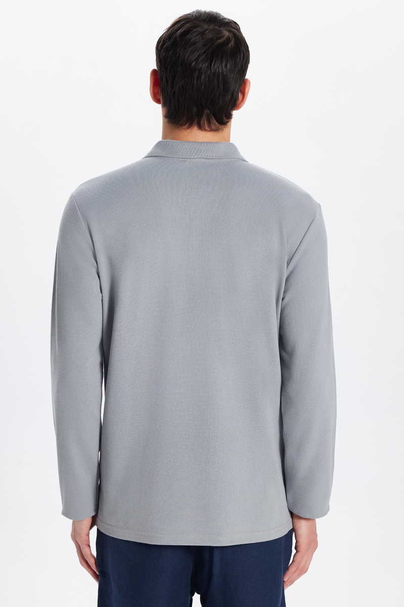Plain Grey T-Shirt Plain Grey T-Shirt