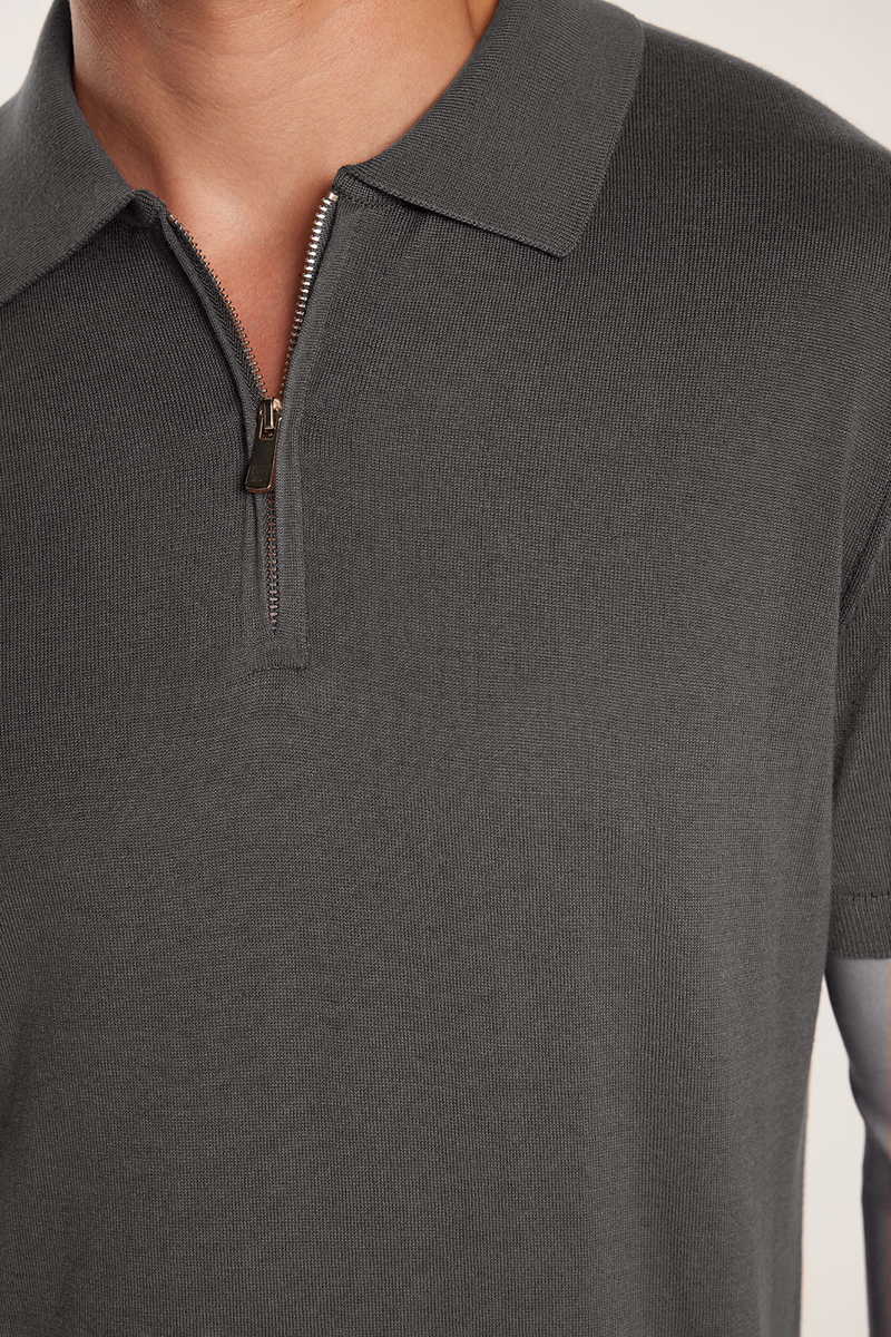 Slim Fit T-Shirt Slim Fit T-Shirt
