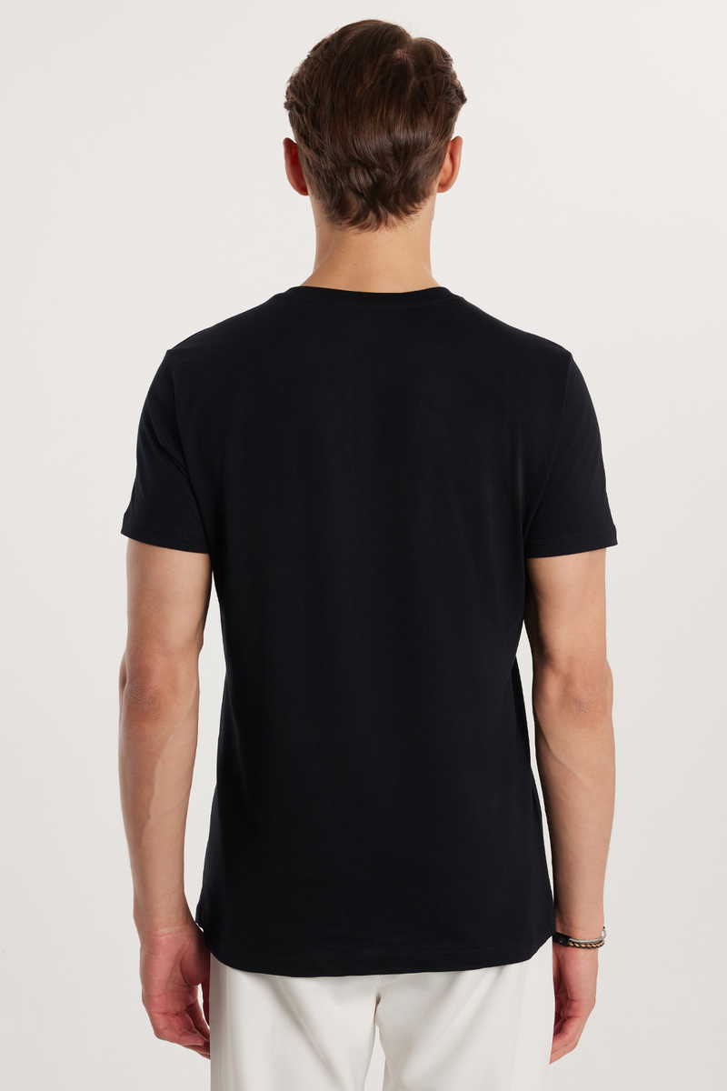 Slim Fit T-Shirt Slim Fit T-Shirt