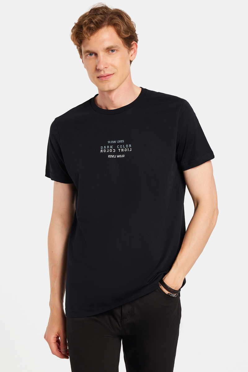 Slim Fit T-Shirt Slim Fit T-Shirt