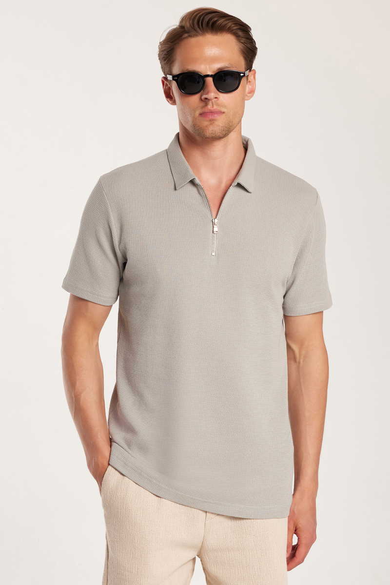 Slim Fit T-Shirt Slim Fit T-Shirt
