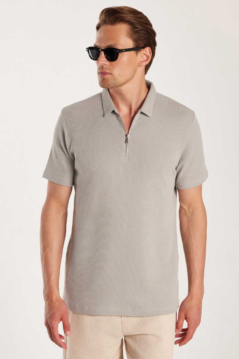 Slim Fit T-Shirt Slim Fit T-Shirt