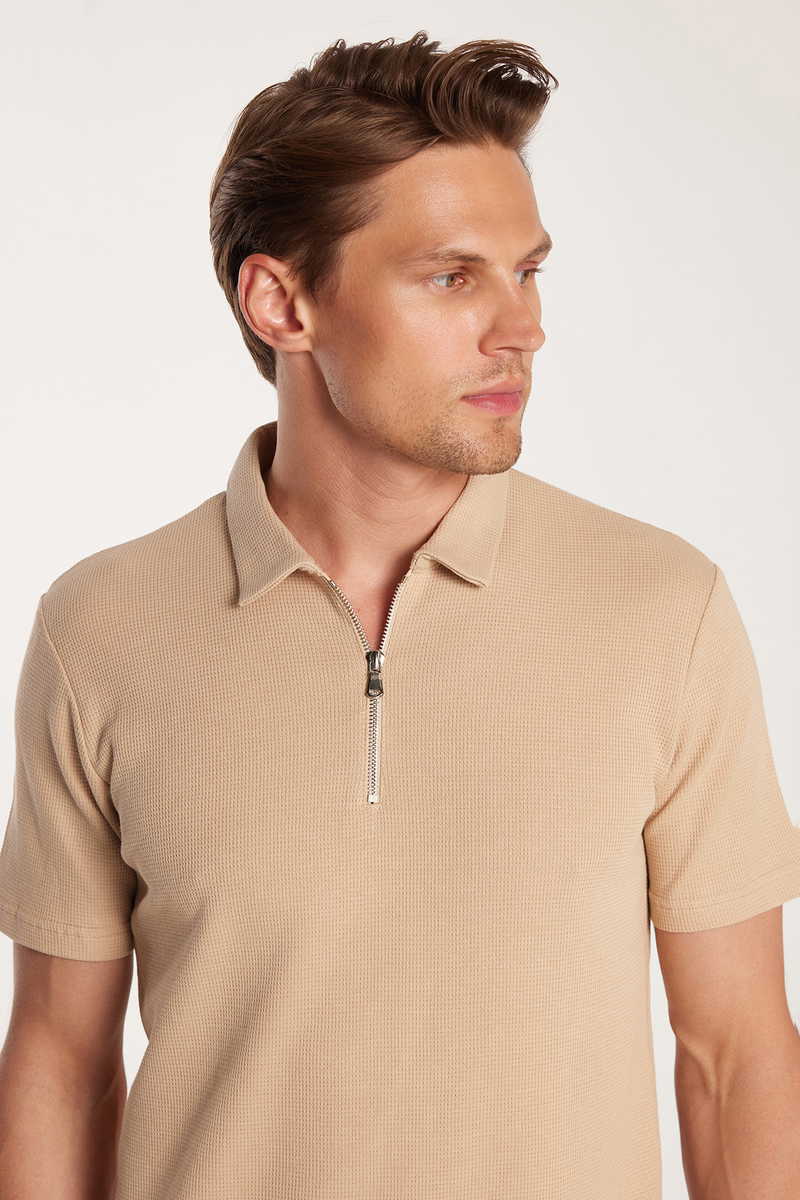 Slim Fit T-Shirt Slim Fit T-Shirt