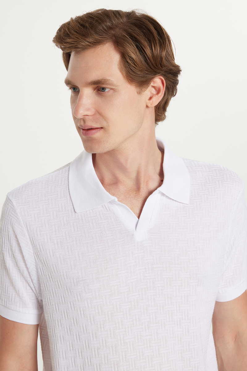 Slim Fit T-Shirt Slim Fit T-Shirt