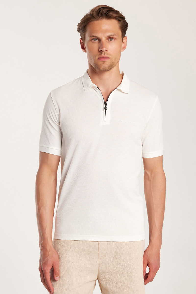 White T-Shirt White T-Shirt
