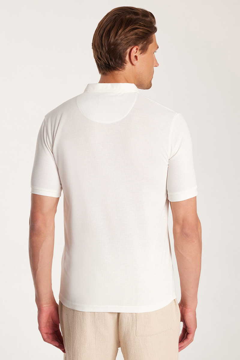 White T-Shirt White T-Shirt