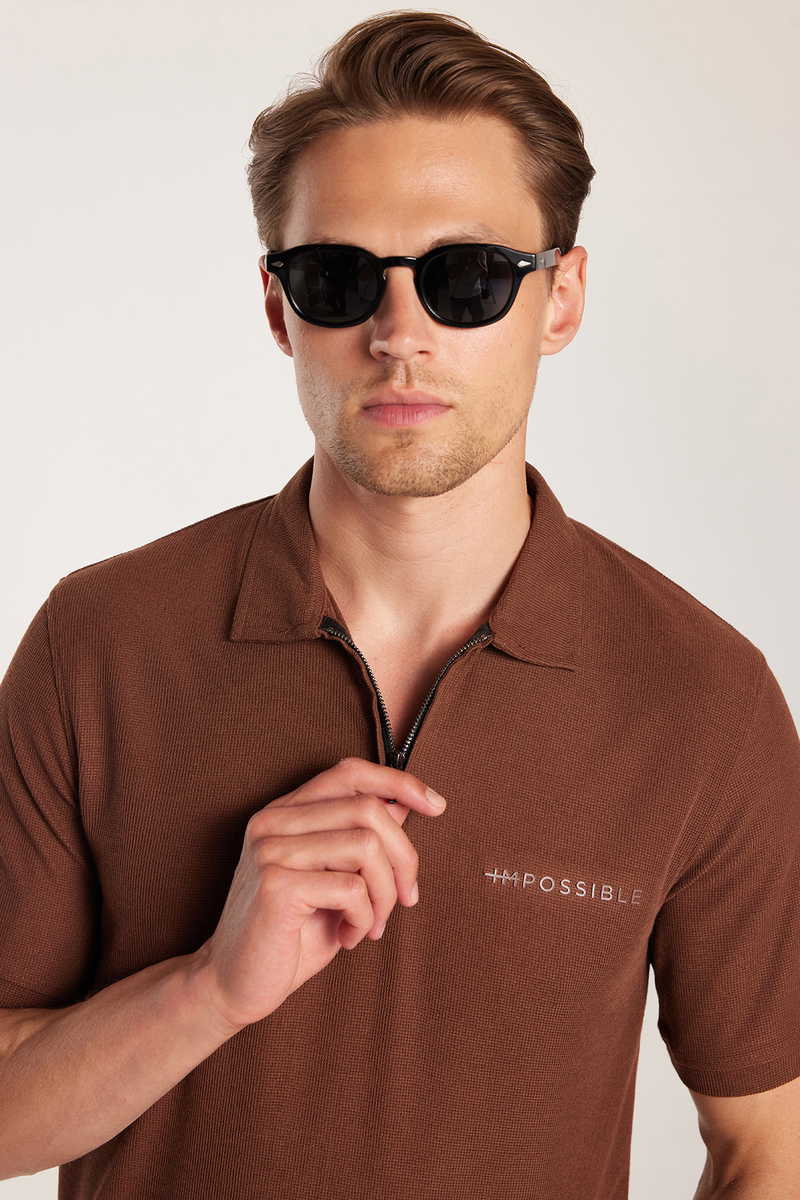 Brown T-Shirt Brown T-Shirt