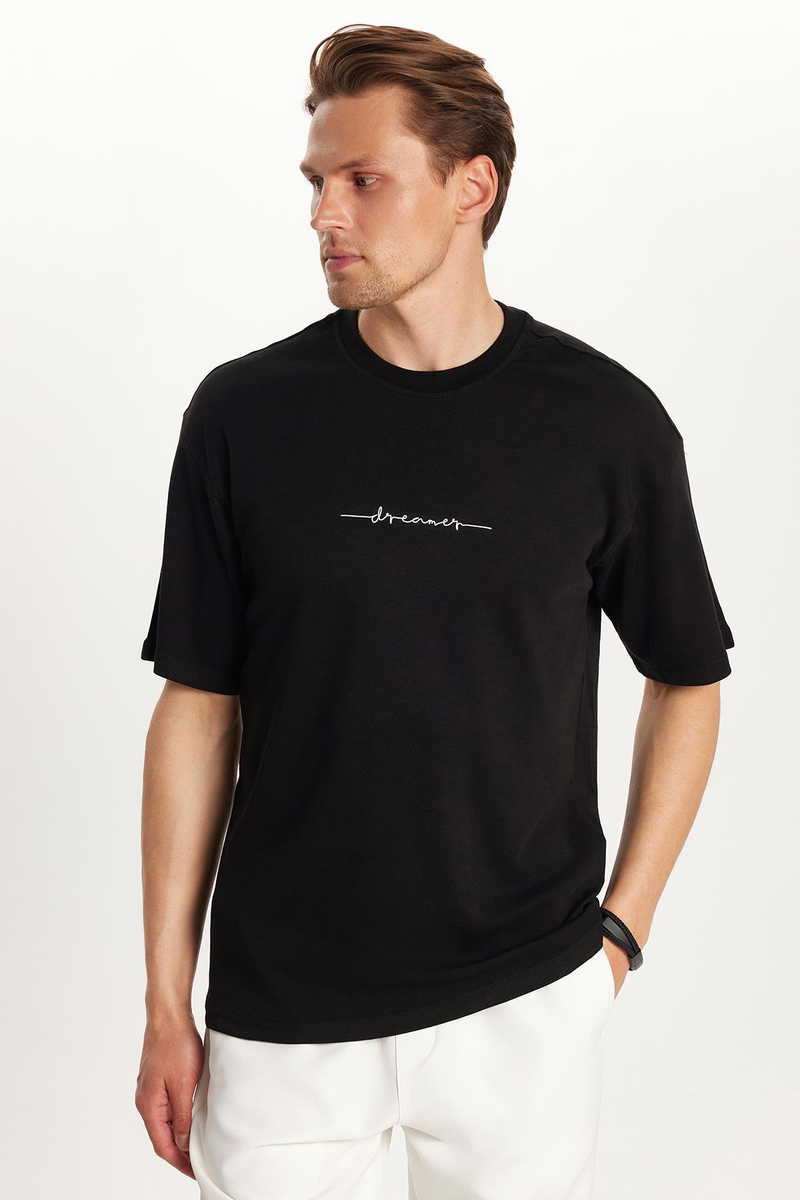 Black T-Shirt Black T-Shirt