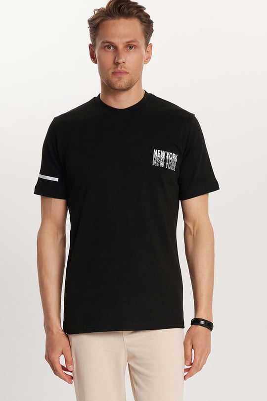 Slim Fit T-Shirt Slim Fit T-Shirt