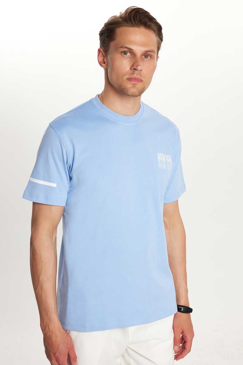 Slim Fit T-Shirt Slim Fit T-Shirt