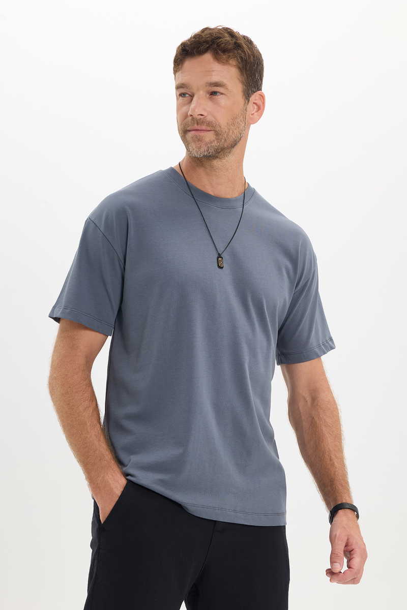 Plain T-Shirt Plain T-Shirt