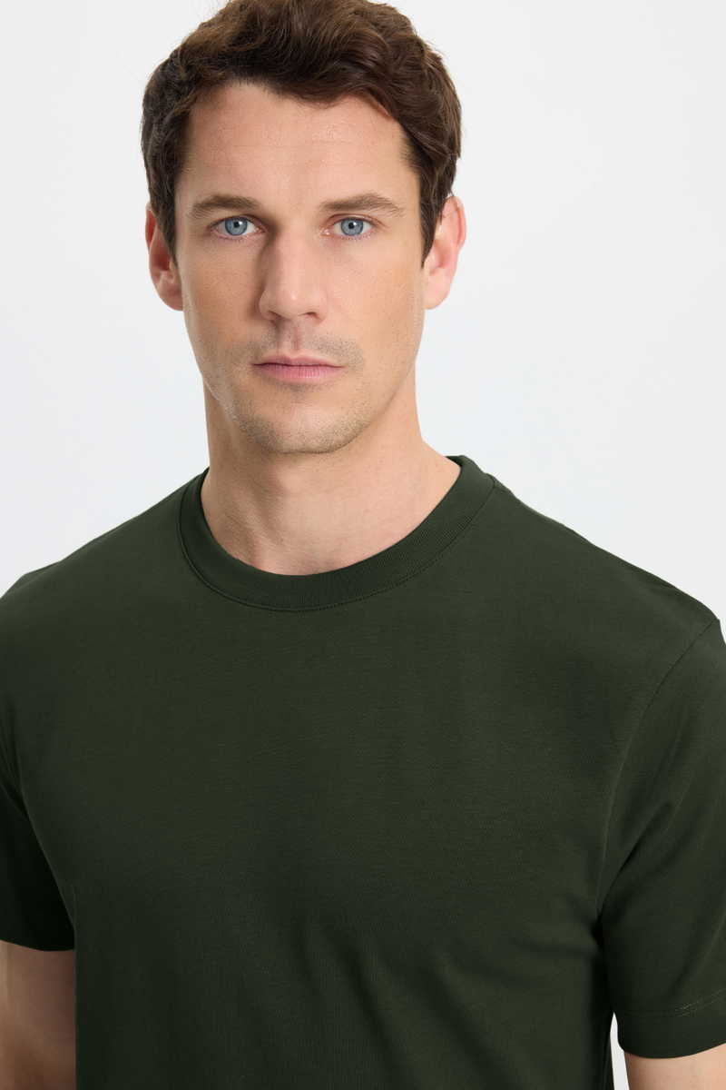 Classic Fit - Comfort Fit T-Shirt Classic Fit - Comfort Fit T-Shirt