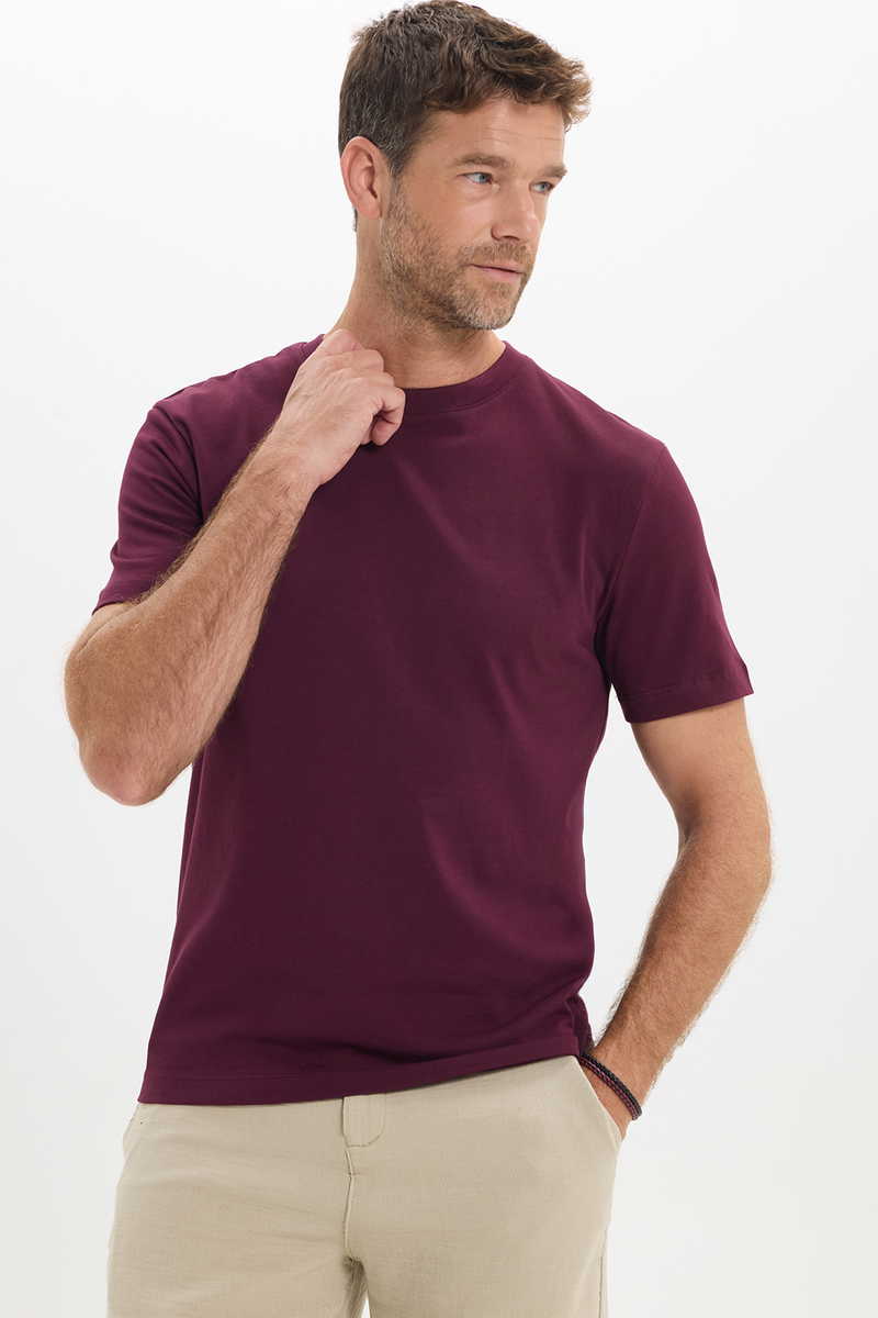 Classic Fit - Comfort Fit T-Shirt