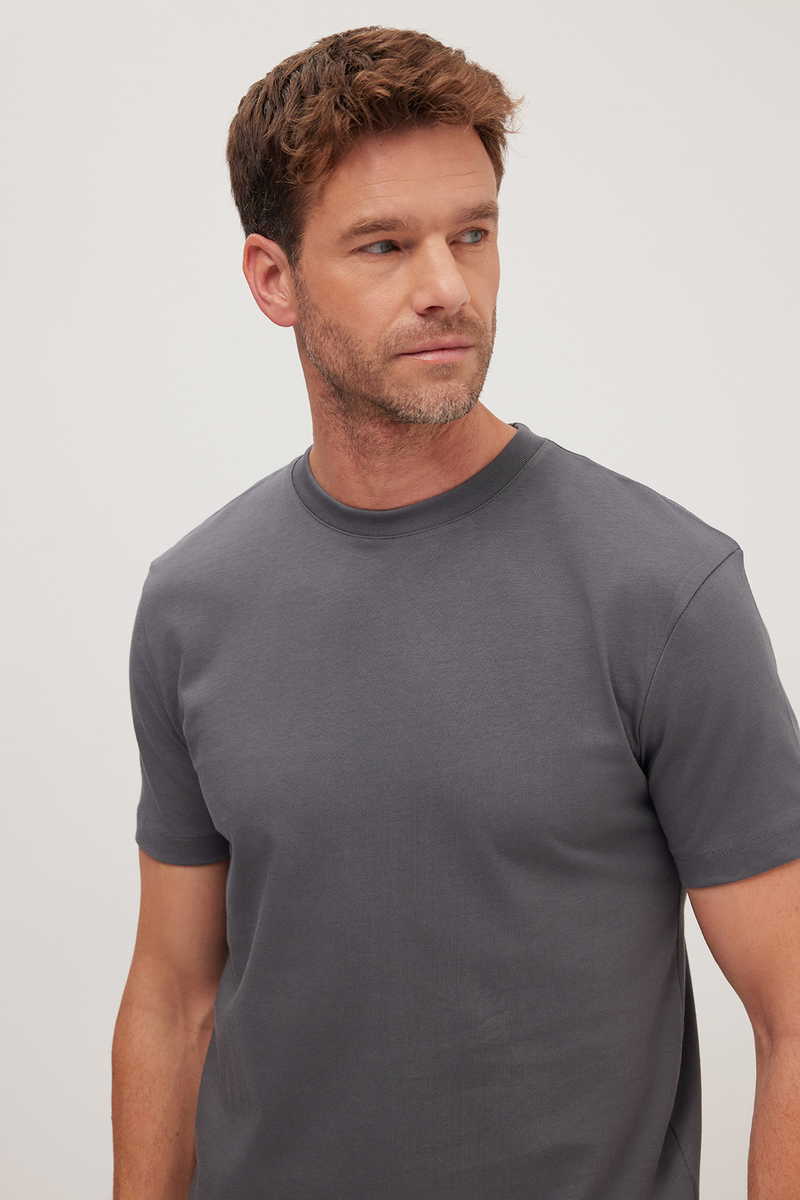Classic Fit - Comfort Fit Majica