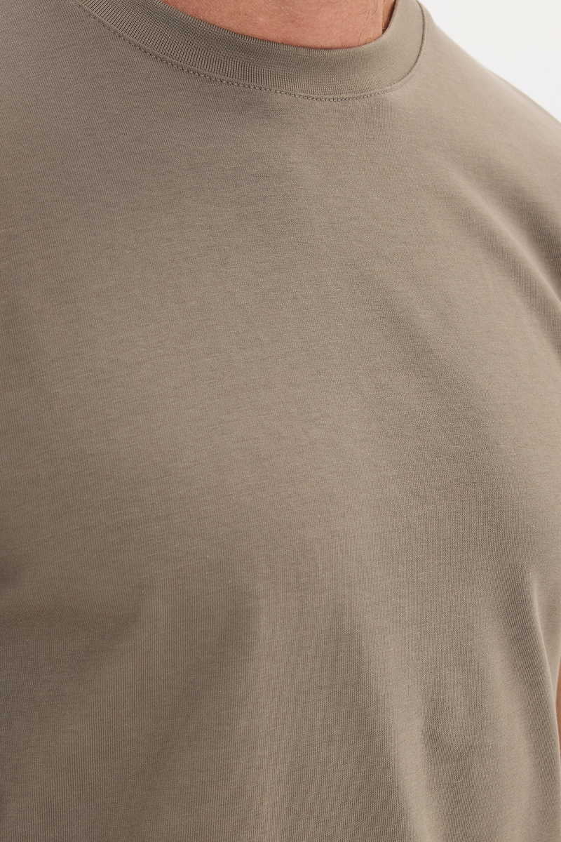 Classic Fit - Comfort Fit T-Shirt Classic Fit - Comfort Fit T-Shirt