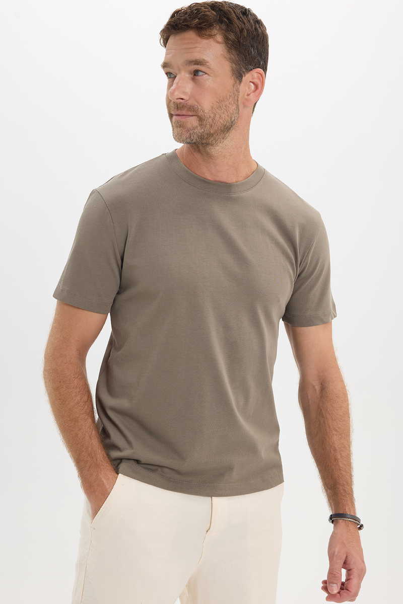 Classic Fit - Comfort Fit T-Shirt Classic Fit - Comfort Fit T-Shirt