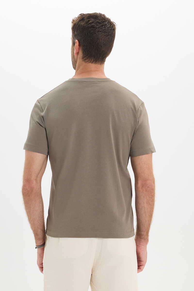 Classic Fit - Comfort Fit T-Shirt Classic Fit - Comfort Fit T-Shirt