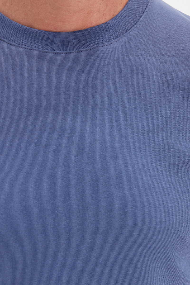Classic Fit - Comfort Fit T-Shirt