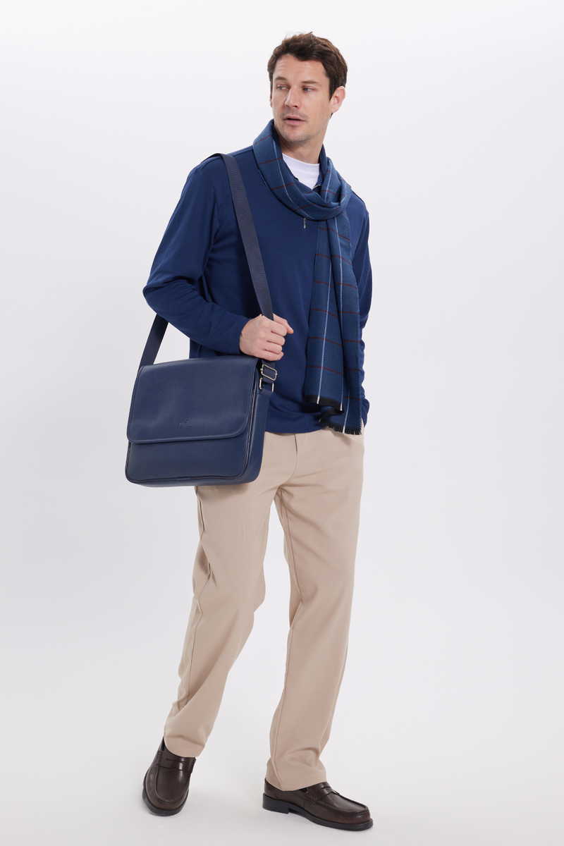 Plain Navy Blue T-Shirt Plain Navy Blue T-Shirt