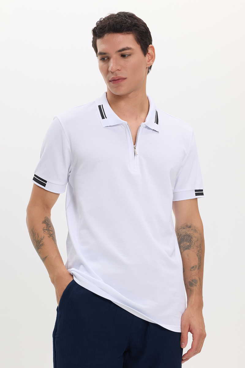 Slim Fit T-Shirt Slim Fit T-Shirt
