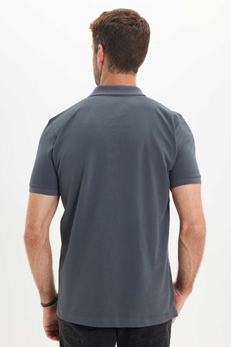 Slim Fit T-Shirt Slim Fit T-Shirt