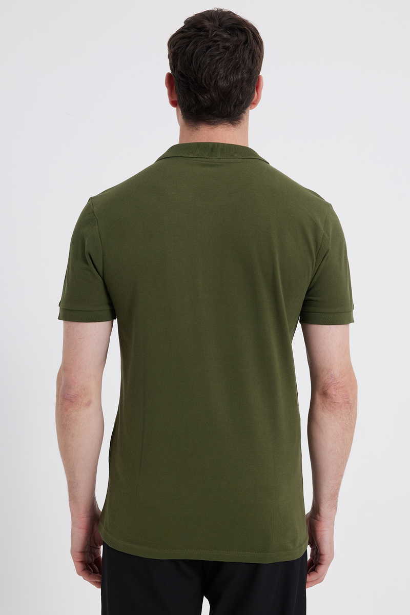 Slim Fit - Вталени Тениска