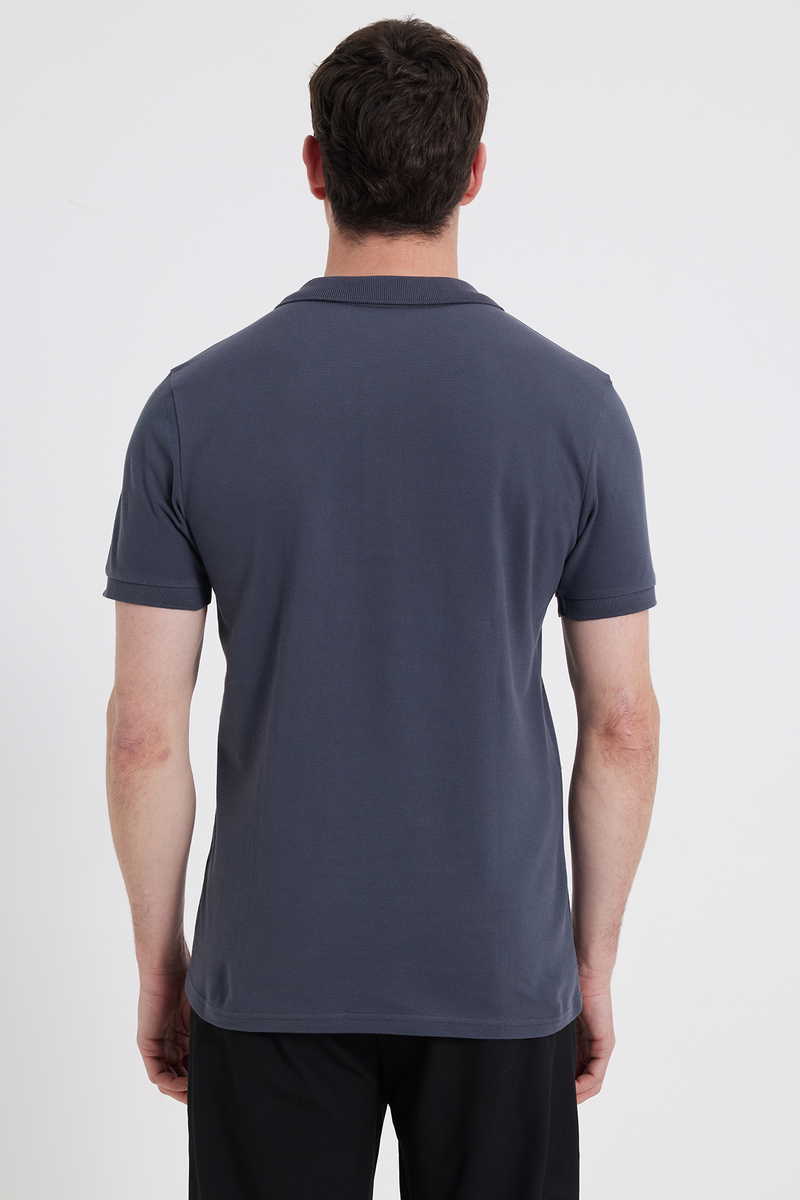 Slim Fit T-Shirt Slim Fit T-Shirt
