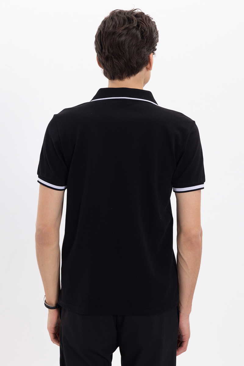 Slim Fit T-Shirt Slim Fit T-Shirt