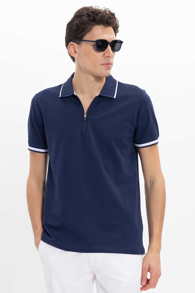 Slim Fit T-Shirt Slim Fit T-Shirt