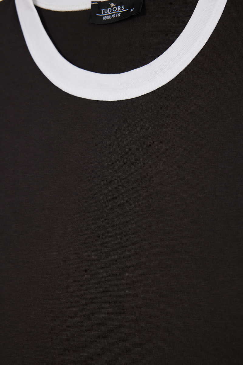 Classic Fit - Comfort Fit T-Shirt