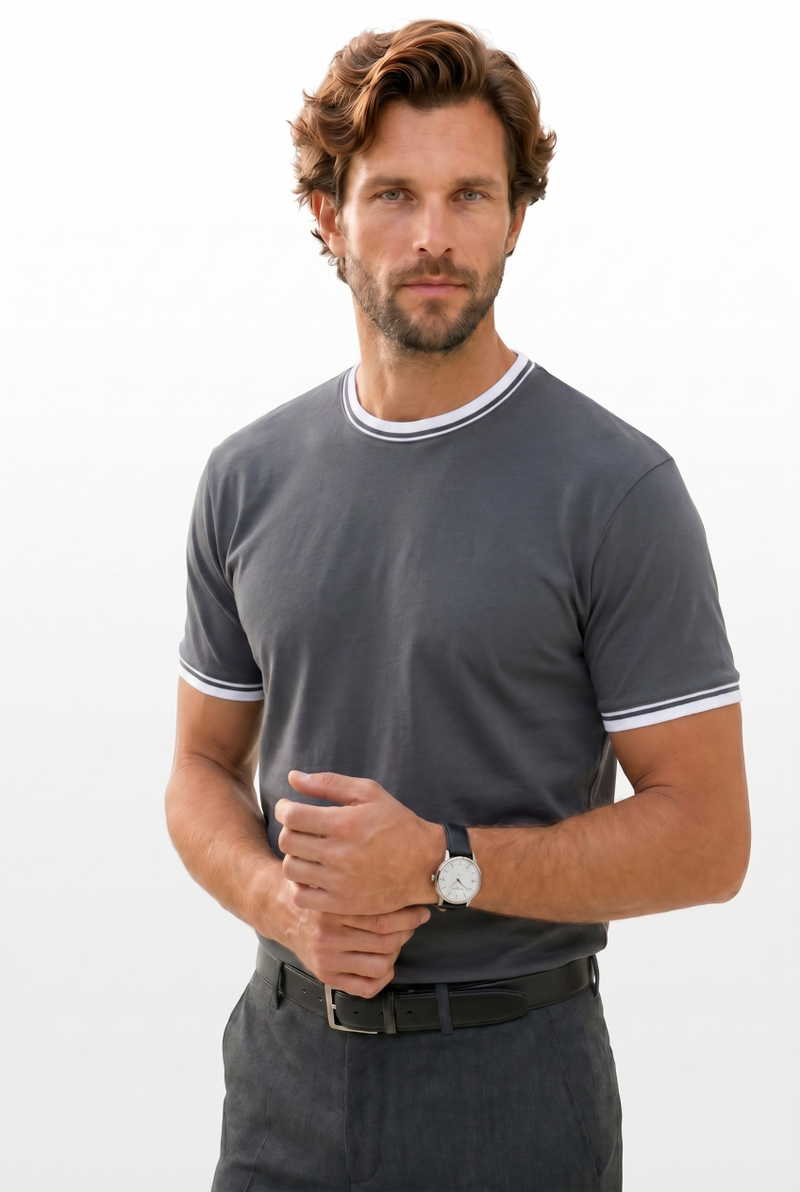 Classic Fit - Comfort Fit T-Shirt