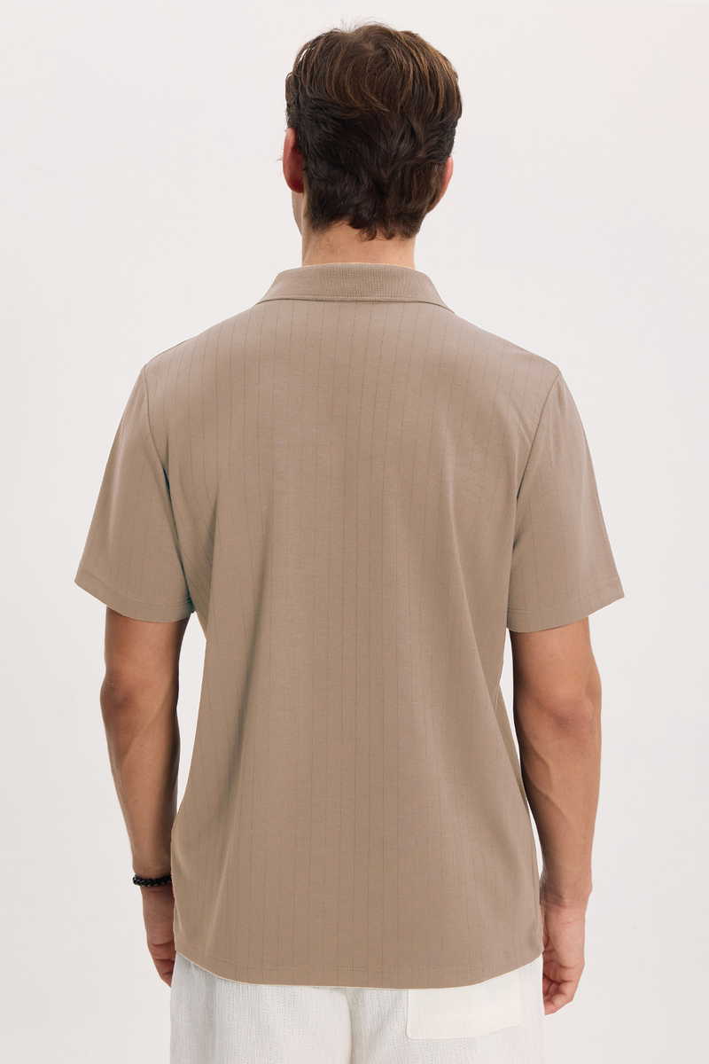 Slim Fit T-Shirt Slim Fit T-Shirt