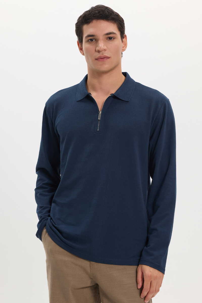 Plain Navy Blue T-Shirt