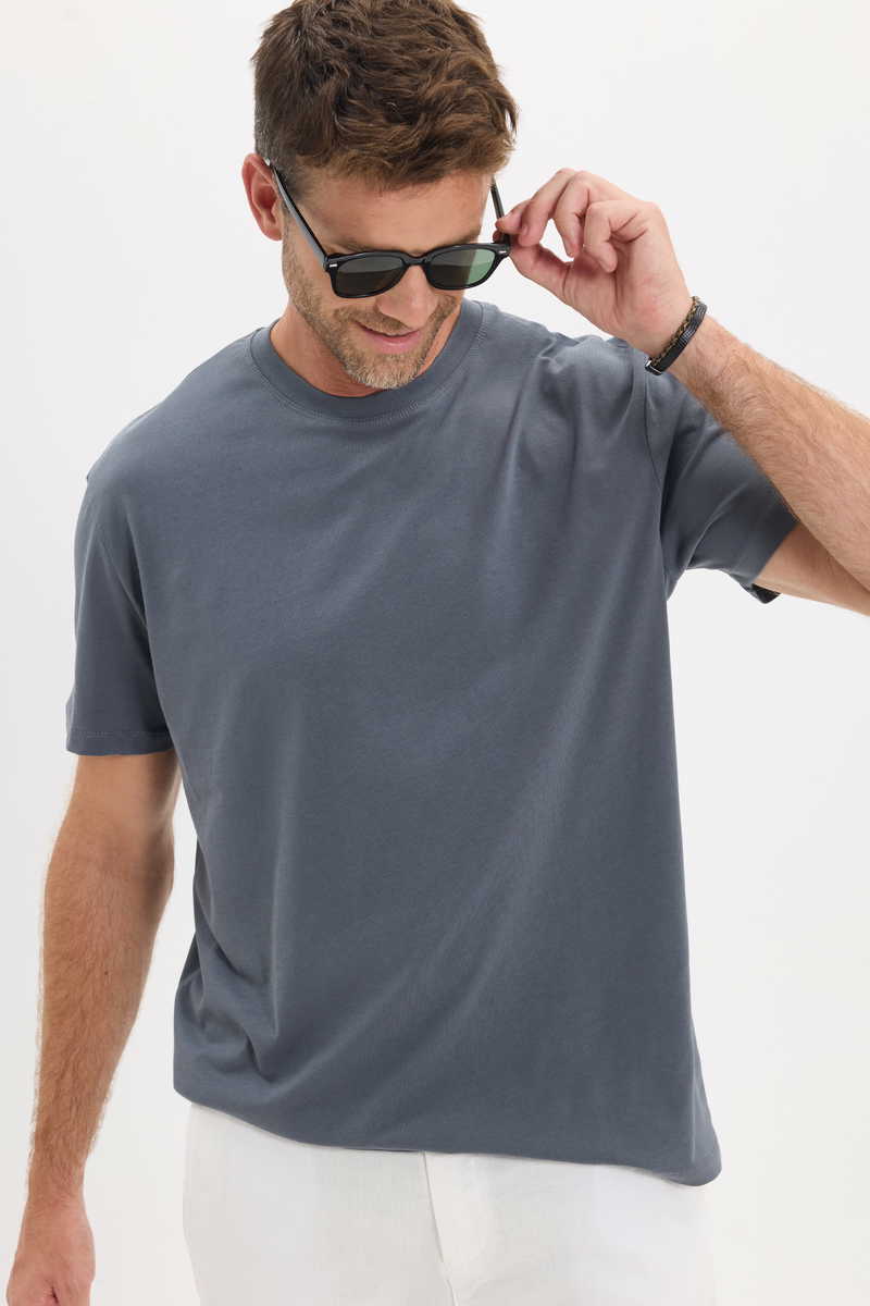 Plain Grey T-Shirt Plain Grey T-Shirt