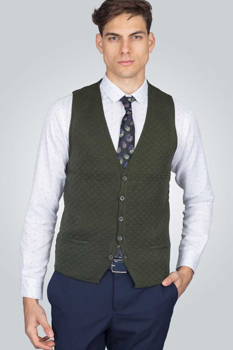 Slim Fit Knitted Vest